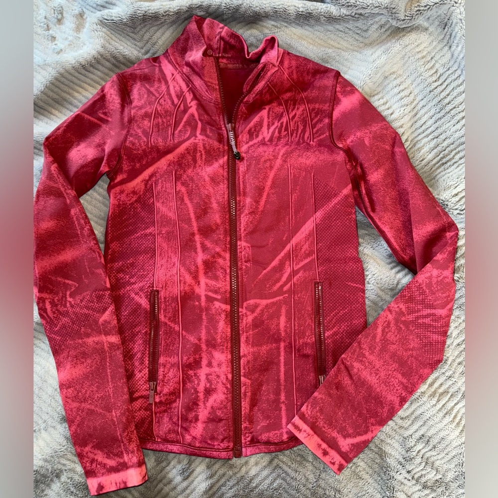 Lululemon Zipup Define Top